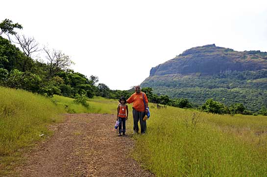 Chandrakant G. Wakankar, a Contributory Faculty member with the University of Pune, has been responsible for the creation of thousands of nature clubs across India and has mentored scores of naturalists who are today at the apex of their professions.
