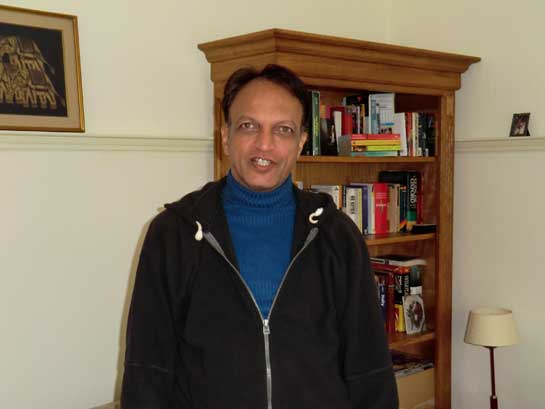 Dr. Parvish Pandya is an associate professor of Zoology at Bhavan's College, Andheri and the Head of Science, Natural History and Photography at Sanctuary Asia.