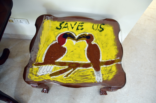 The table decor.