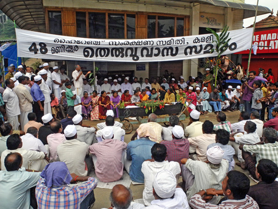 A church-led protest against the implementation of the Kasturirangan report in Thekkady in 2015. Certain faith groups and politicians led campaigns that instilled fear in people against the Gadgil Committee report.