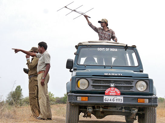 The vehicle is used by the author as a vantage point to maximise elevation in an attempt to capture VHF signals.