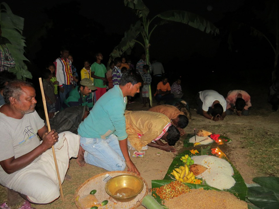 Villagers organize Hastibhog for appeasement of passing herds.