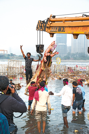 Floral remains, coconuts and idols from religious ceremonies along with ash from cremations are immersed into the river, choking it further. Floral remains, coconuts and idols from religious ceremonies along with ash from cremations are immersed into the river, choking it further.