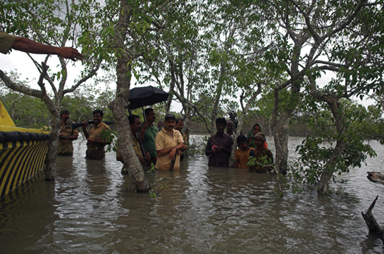 Protection and patrolling is only part of the story for the field staff of the Sundarbans. They also try and mitigate human-animal conflict by winning the confidence of people and helping them with livelihoods. They have succeeded in containing human-animal conflict dramatically in the past five years.