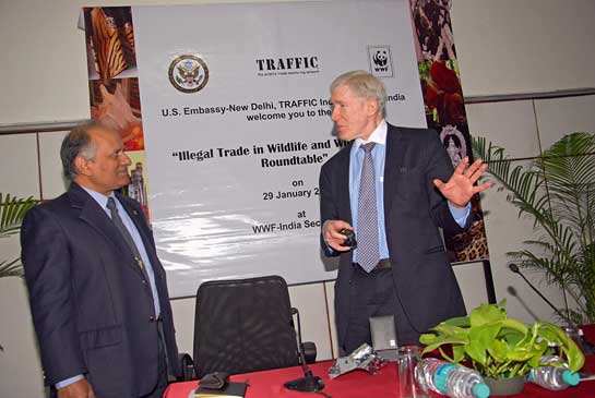 U.S. Under Secretary of State, Robert Hormats and WWF India CEO and Secretary General, Ravi Singh, in discussion at the Illegal Trade in Wildlife Round Table, organised jointly by the U.S. Embassy, TRAFFIC and WWF India in New Delhi on January 29, 2013.
