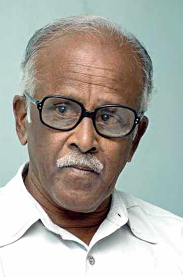 T.N.A. Perumal can truly be called the doyen of wildlife photography in India. He believes that India's tradition of reverence for nature should be reflected in our approach so we can evolve a distinct national style of nature conservation photography. T.N.A. Perumal can truly be called the doyen of wildlife photography in India. He believes that India's tradition of reverence for nature should be reflected in our approach so we can evolve a distinct national style of nature conservation photography.