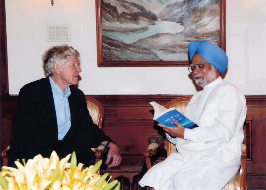 Lester Brown with Prime Minister Manmohan Singh, who was presented with a copy of Plan B 3.0. Unfortunately, India's National Action Plan on Climate Change borrowed very little from the book, possibly because the Prime Minister's advisors believe India can survive &acirc;business as usual'. Brown and economists such as Lord Nicholas Stern strongly advise nations against ignoring the reality of climate change.