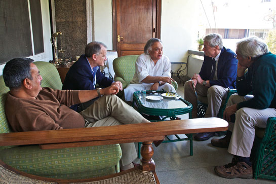 Rabinowitz suggested to Jairam Ramesh at a meeting organised by Brijendra Singh that Government agencies and NGOs must work together towards optimal best practices for tiger conservation.