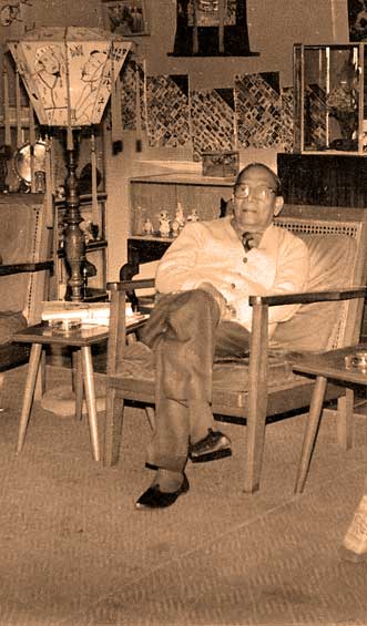 Armed with his love and understanding of all things natural, Robin Banerjee took up cudgels for India's wildernesses. Eight mm. movie-camera in tow, he was an accomplished cinematographer, and he won as many as 14 international awards for his films.
