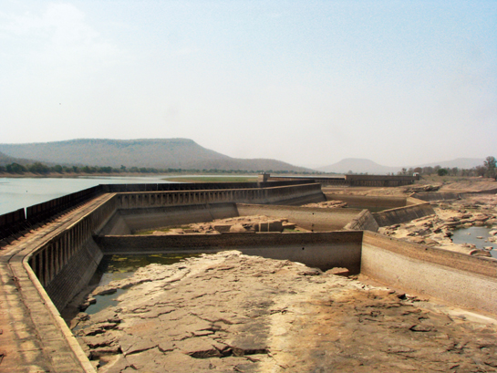 The Gangau Dam inside the Panna Tiger Reserve is the first major obstruction on the Ken river. The Dhodan Dam, a part of the Ken-Betwa river link, is being proposed about 2.5 km. upriver from here and will submerge around 6,000 hectares of land in the reserve.